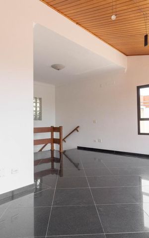 Apartamento à venda com 290m², 3 quartos e 3 vagasCobertura