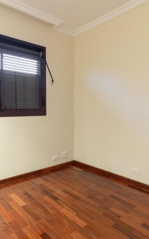 Apartamento à venda com 290m², 3 quartos e 3 vagasSuíte 2