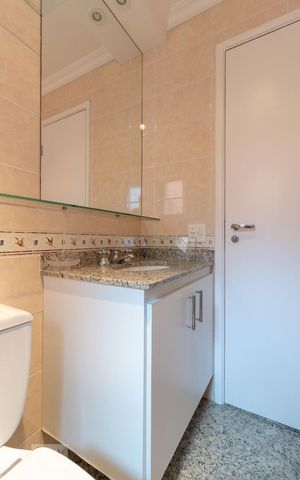 Apartamento à venda com 290m², 3 quartos e 3 vagasBanheiro Suíte 1