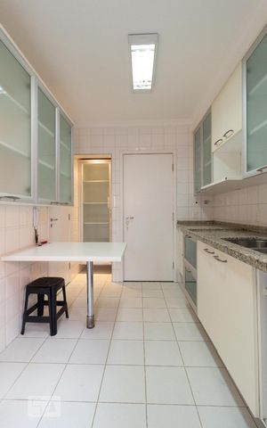 Apartamento à venda com 290m², 3 quartos e 3 vagasCozinha