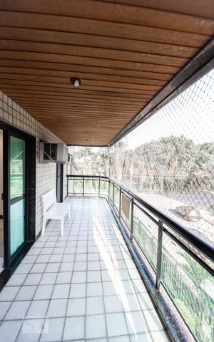 Apartamento à venda com 180m², 4 quartos e 3 vagasVaranda