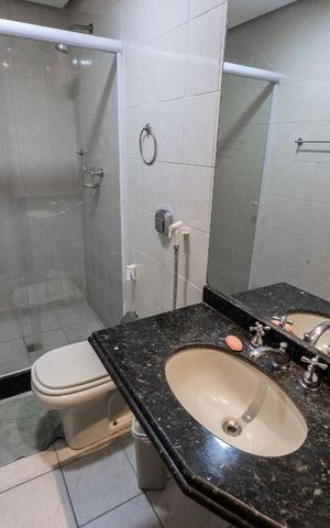 Apartamento à venda com 180m², 4 quartos e 3 vagasBanheiro social