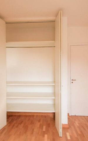 Apartamento à venda com 180m², 3 quartos e 3 vagas Apartamento à venda com 180m², 3 quartos e 3 vagasArmário Quarto 2