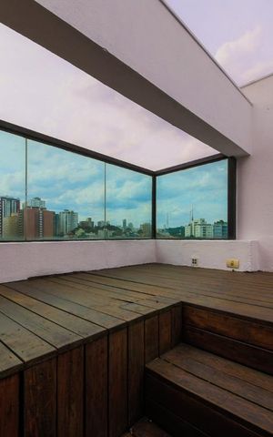 Apartamento à venda com 180m², 3 quartos e 3 vagas Apartamento à venda com 180m², 3 quartos e 3 vagasPiscina da Cobertura