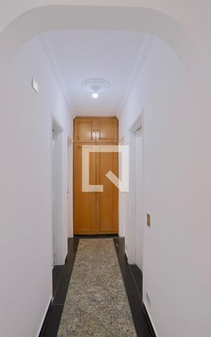 Apartamento à venda com 100m², 4 quartos e 1 vaga Apartamento à venda com 100m², 4 quartos e 1 vagaCorredor