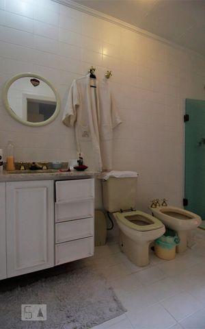 Apartamento à venda com 300m², 3 quartos e 3 vagasBanheiro da suíte 3