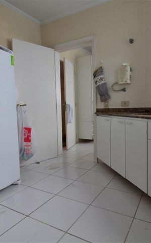 Apartamento à venda com 300m², 3 quartos e 3 vagasCozinha