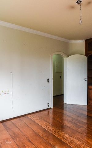 Apartamento à venda com 212m², 3 quartos e 3 vagas Apartamento à venda com 212m², 3 quartos e 3 vagasSala de Jantar