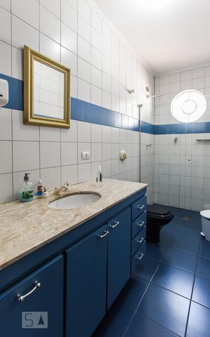 Casa para alugar com 163m², 3 quartos e 3 vagas Casa para alugar com 163m², 3 quartos e 3 vagasBanheiro
