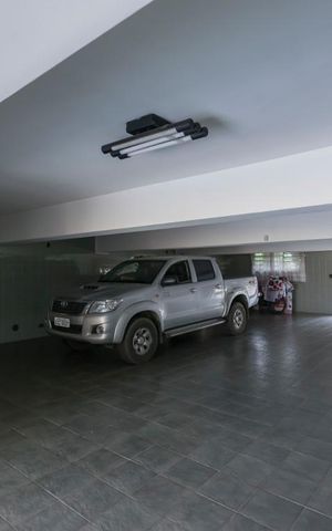 Casa à venda com 450m², 4 quartos e 8 vagasSubsolo - Garagem
