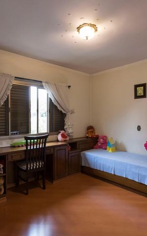 Casa à venda com 450m², 4 quartos e 8 vagas2o. Andar - Suíte 3