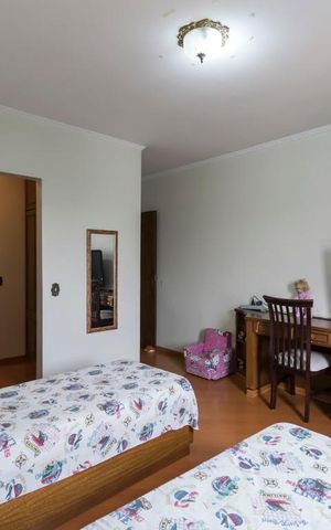 Casa à venda com 450m², 4 quartos e 8 vagas2o. Andar - Suíte 2