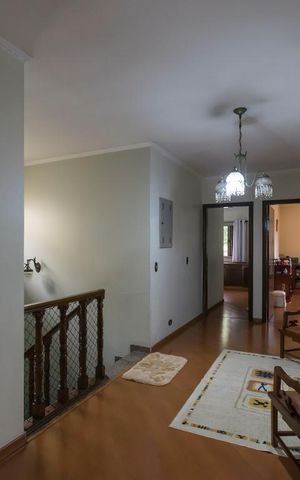Casa à venda com 450m², 4 quartos e 8 vagas2o. Andar - Corredor