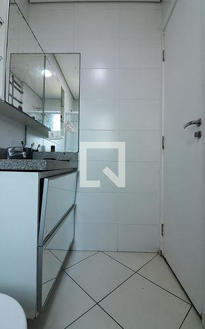 Apartamento à venda com 112m², 2 quartos e 2 vagasSuíte 1 Banheiro