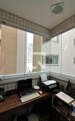 Apartamento à venda com 112m², 2 quartos e 2 vagasSuíte 1 Sacada