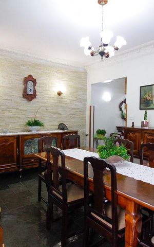 Casa à venda com 172m², 4 quartos e 1 vaga Casa à venda com 172m², 4 quartos e 1 vagaSala de Jantar