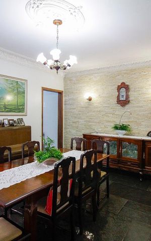 Casa à venda com 172m², 4 quartos e 1 vaga Casa à venda com 172m², 4 quartos e 1 vagaSala de Jantar