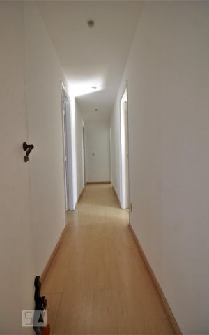 Apartamento à venda com 168m², 4 quartos e 3 vagasCorredor