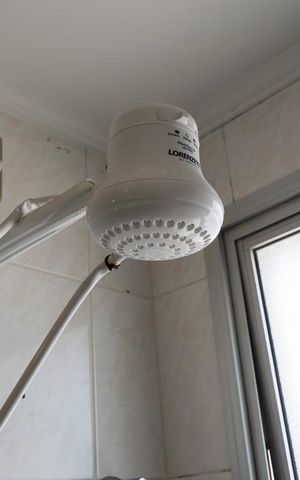 Apartamento à venda com 55m², 2 quartos e 2 vagasBanheiro (Chuveiro)