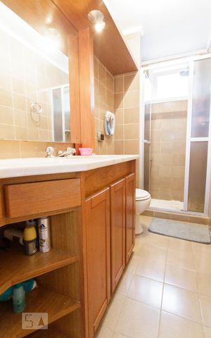Apartamento para alugar com 60m², 2 quartos e 1 vaga Apartamento para alugar com 60m², 2 quartos e 1 vagaBanheiro