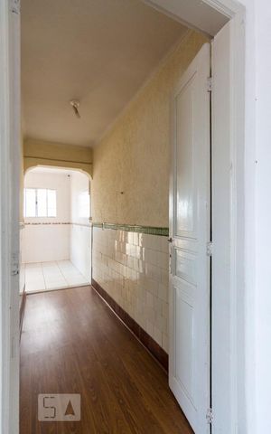 Casa à venda com 130m², 2 quartos e sem vagaCorredor
