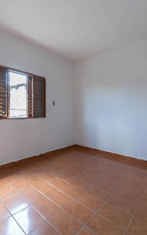 Casa à venda com 80m², 3 quartos e sem vaga Casa à venda com 80m², 3 quartos e sem vagaQuarto 2