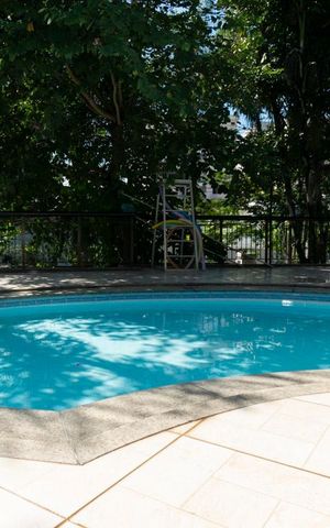 Apartamento à venda com 100m², 3 quartos e 2 vagas Apartamento à venda com 100m², 3 quartos e 2 vagasPiscina