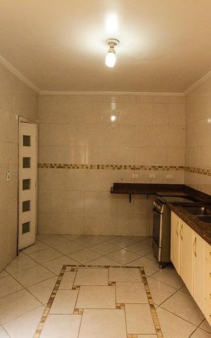 Casa à venda com 304m², 3 quartos e 3 vagas Casa à venda com 304m², 3 quartos e 3 vagassalão de festa