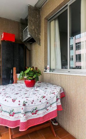 Apartamento à venda com 64m², 1 quarto e 1 vaga Apartamento à venda com 64m², 1 quarto e 1 vagaVaranda