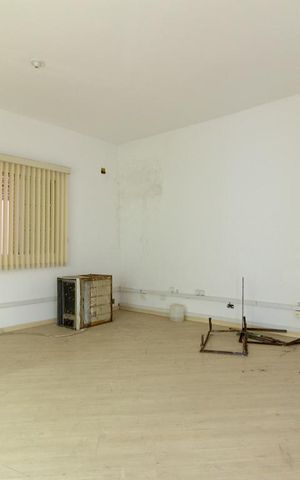 Casa à venda com 500m², 3 quartos e sem vagaSala