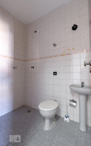 Casa à venda com 500m², 3 quartos e sem vagaBanheiro Suíte 2