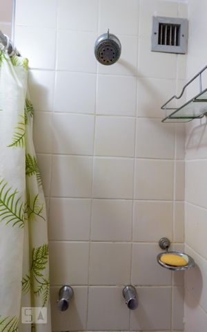 Apartamento à venda com 58m², 2 quartos e 1 vaga Apartamento à venda com 58m², 2 quartos e 1 vagaBanheiro detalhes