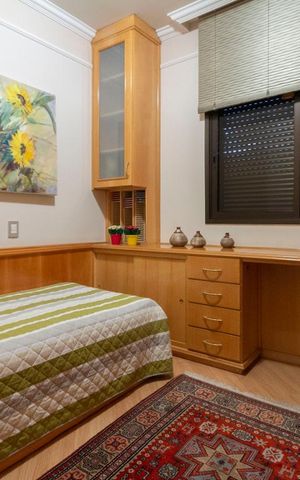 Apartamento para alugar com 160m², 4 quartos e 3 vagas Apartamento para alugar com 160m², 4 quartos e 3 vagasQuarto 2