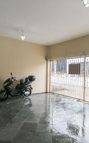 Casa à venda com 205m², 3 quartos e 2 vagasGaragem