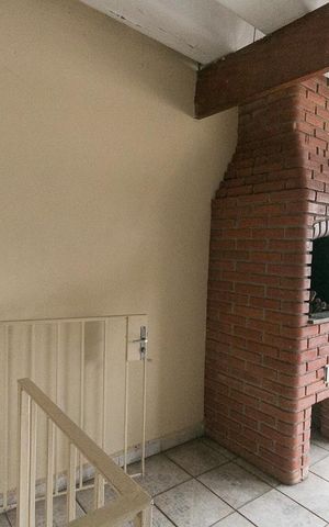 Casa à venda com 205m², 3 quartos e 2 vagasVaranda