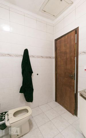 Casa à venda com 205m², 3 quartos e 2 vagasBanheiro 2