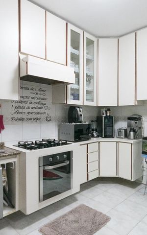Casa à venda com 205m², 3 quartos e 2 vagasCozinha
