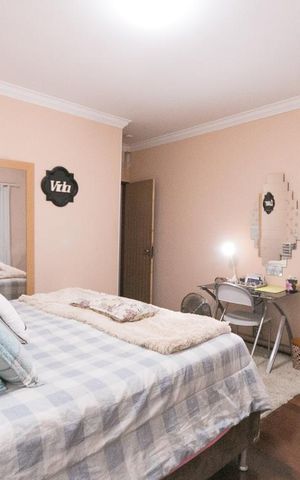 Casa à venda com 205m², 3 quartos e 2 vagasSuíte