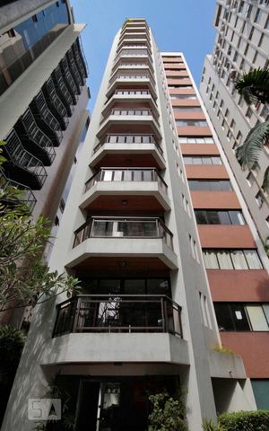 Apartamento para alugar com 160m², 4 quartos e 2 vagasFachada