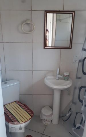 Studio para alugar com 40m², 1 quarto e 1 vaga Studio para alugar com 40m², 1 quarto e 1 vagaBanheiro