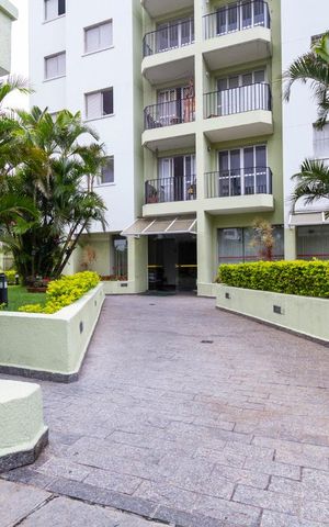 Apartamento à venda com 67m², 2 quartos e 2 vagasEntrada