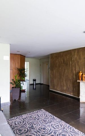 Apartamento à venda com 67m², 2 quartos e 2 vagasHall social