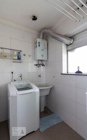 Apartamento à venda com 67m², 2 quartos e 2 vagasÁrea de serviço