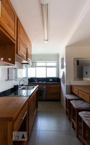 Apartamento à venda com 67m², 2 quartos e 2 vagasCozinha