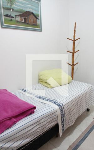 Casa para alugar com 210m², 4 quartos e 3 vagasQuarto 2 edicula