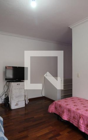 Casa para alugar com 210m², 4 quartos e 3 vagasQuarto 5