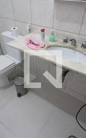 Casa para alugar com 210m², 4 quartos e 3 vagasBanheiro 2