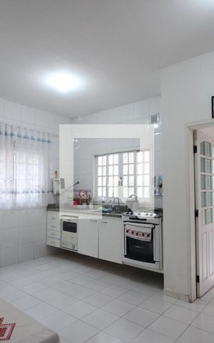 Casa para alugar com 210m², 4 quartos e 3 vagasCozinha