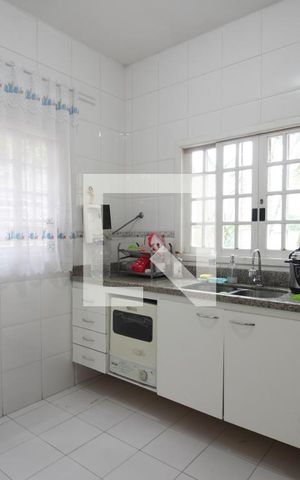 Casa para alugar com 210m², 4 quartos e 3 vagasCozinha