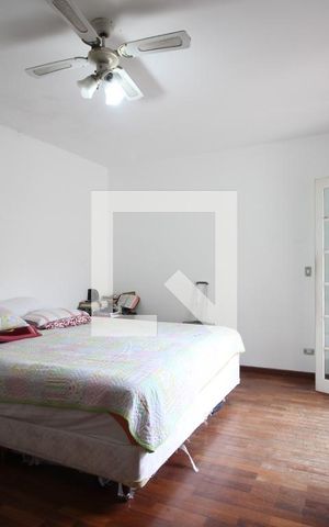 Casa para alugar com 210m², 4 quartos e 3 vagasQuarto 1